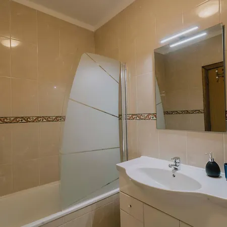 16 - Casa Larinha פרל